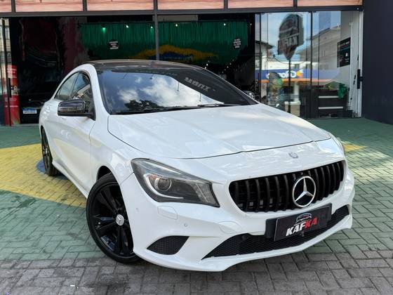 MERCEDES-BENZ CLA 200 1.6 URBAN 16V FLEX 4P AUTOMÁTICO MERCEDES-BENZ CLA 200 1.6 URBAN 16V FLEX 4P AUTOMÁTICO